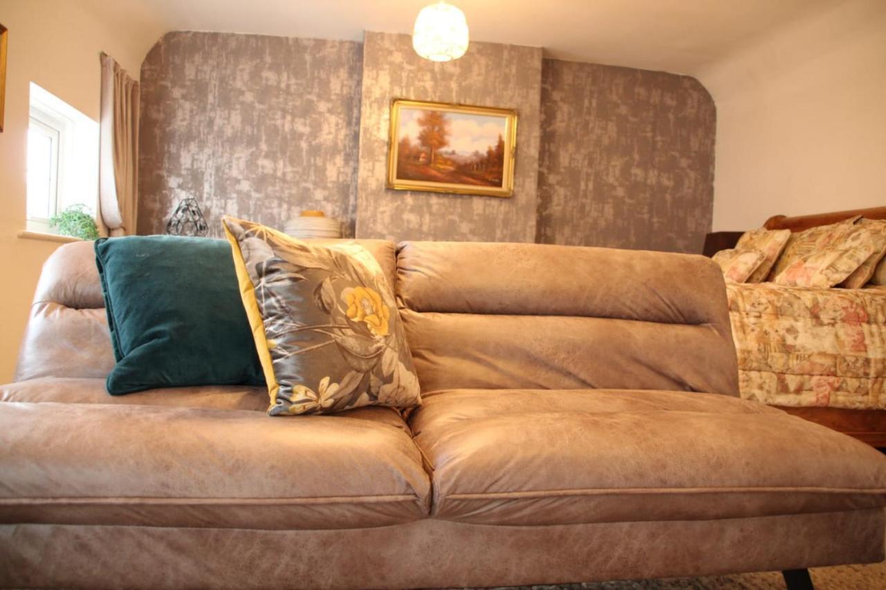 House 1905 - Self Catering Serviced Apartment Tidworth المظهر الخارجي الصورة