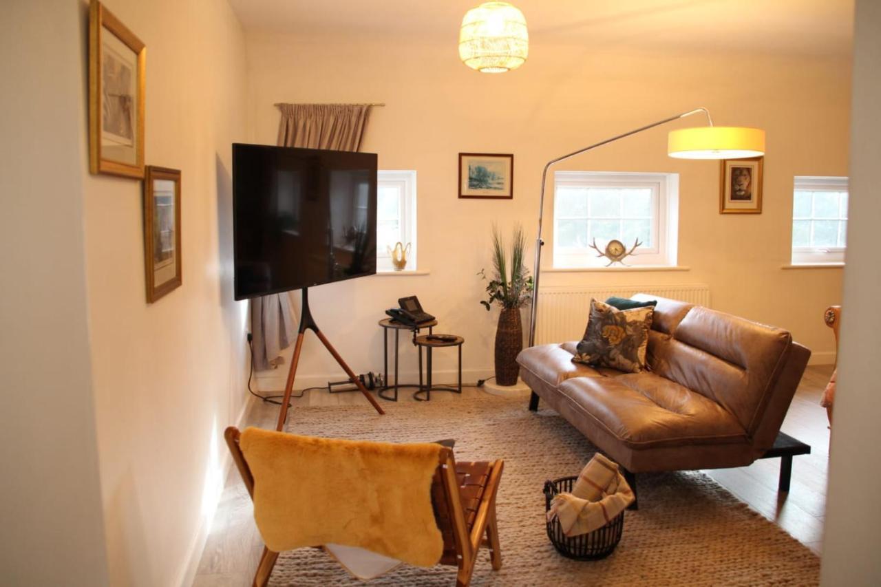 House 1905 - Self Catering Serviced Apartment Tidworth المظهر الخارجي الصورة