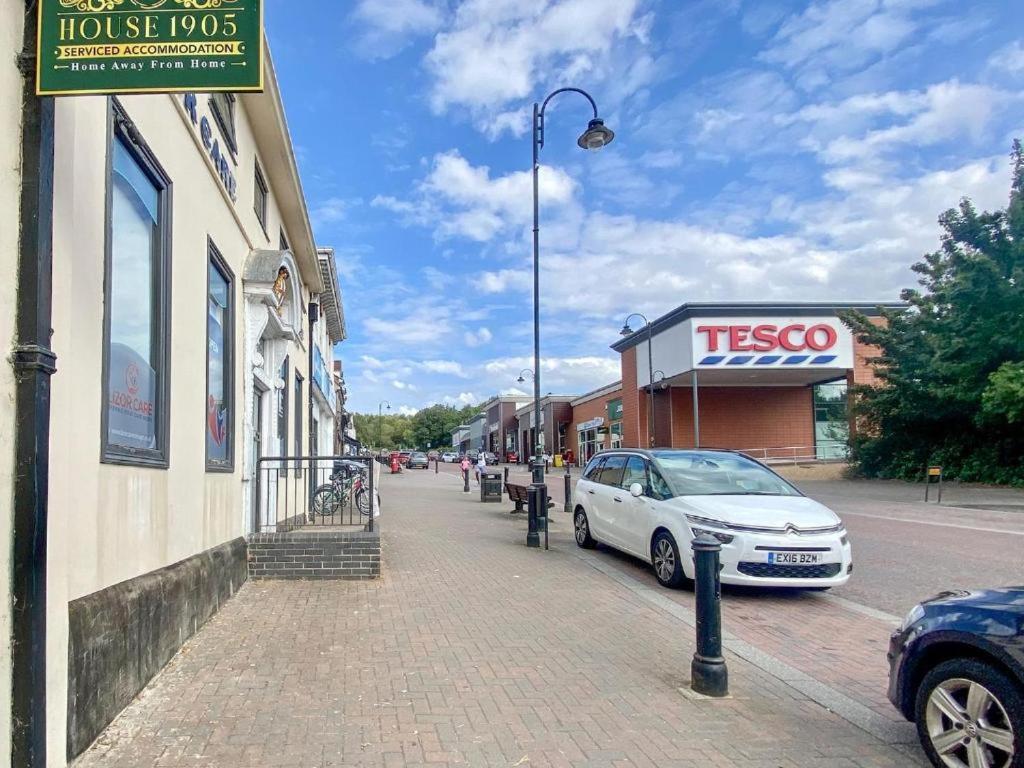 House 1905 - Self Catering Serviced Apartment Tidworth المظهر الخارجي الصورة