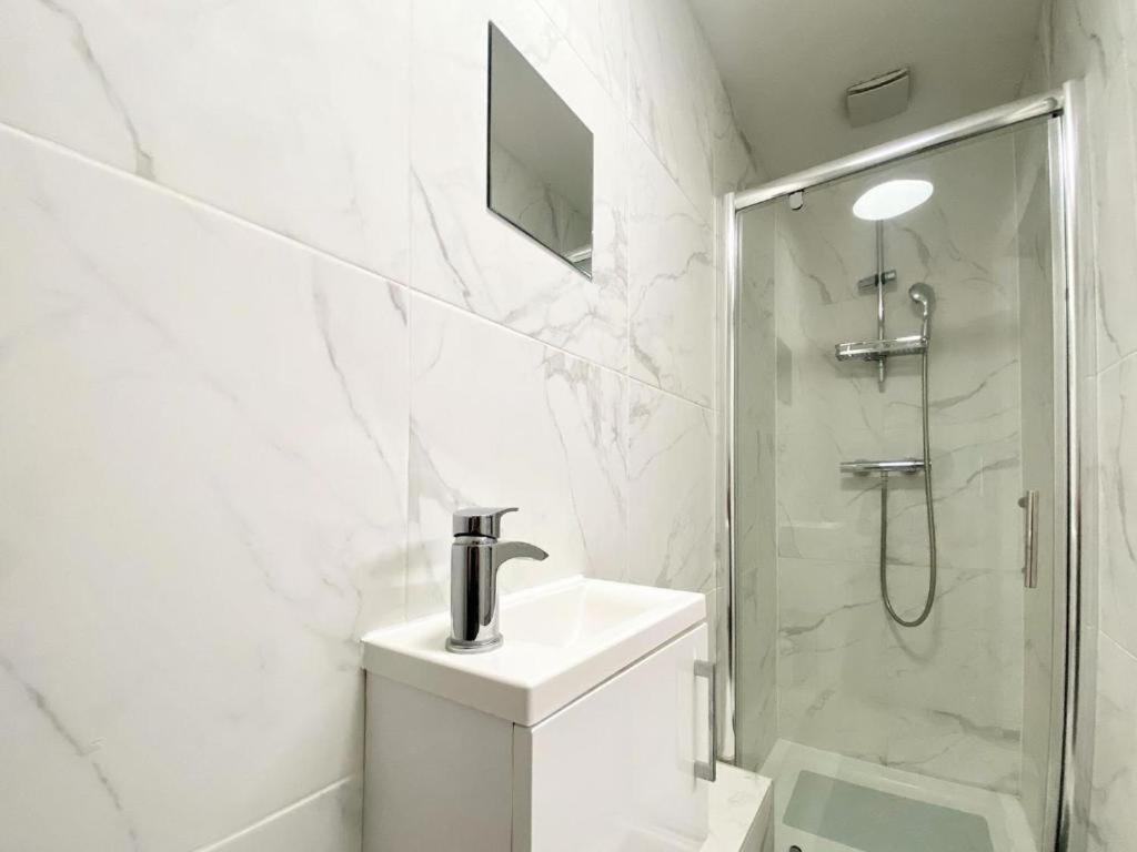 House 1905 - Self Catering Serviced Apartment Tidworth المظهر الخارجي الصورة