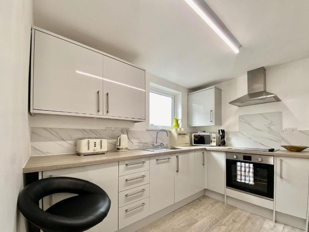 House 1905 - Self Catering Serviced Apartment Tidworth المظهر الخارجي الصورة
