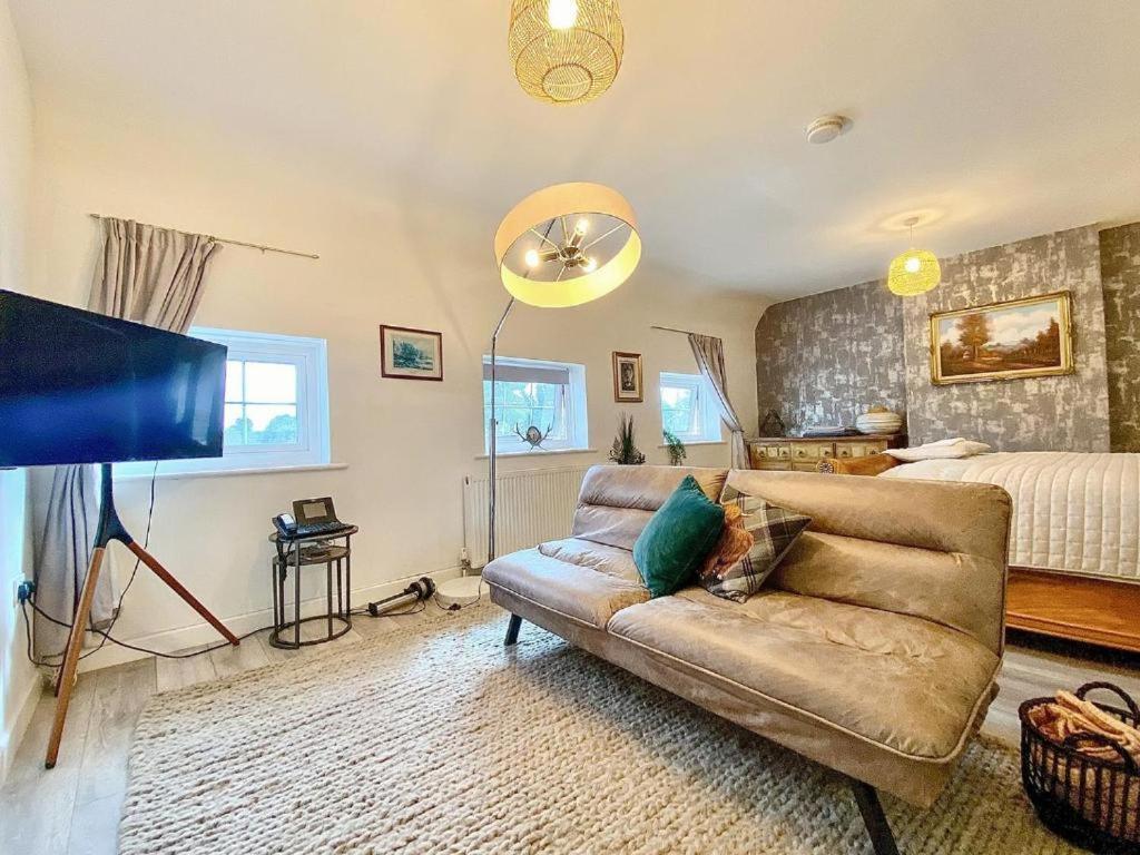House 1905 - Self Catering Serviced Apartment Tidworth المظهر الخارجي الصورة