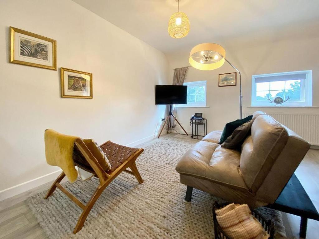 House 1905 - Self Catering Serviced Apartment Tidworth المظهر الخارجي الصورة