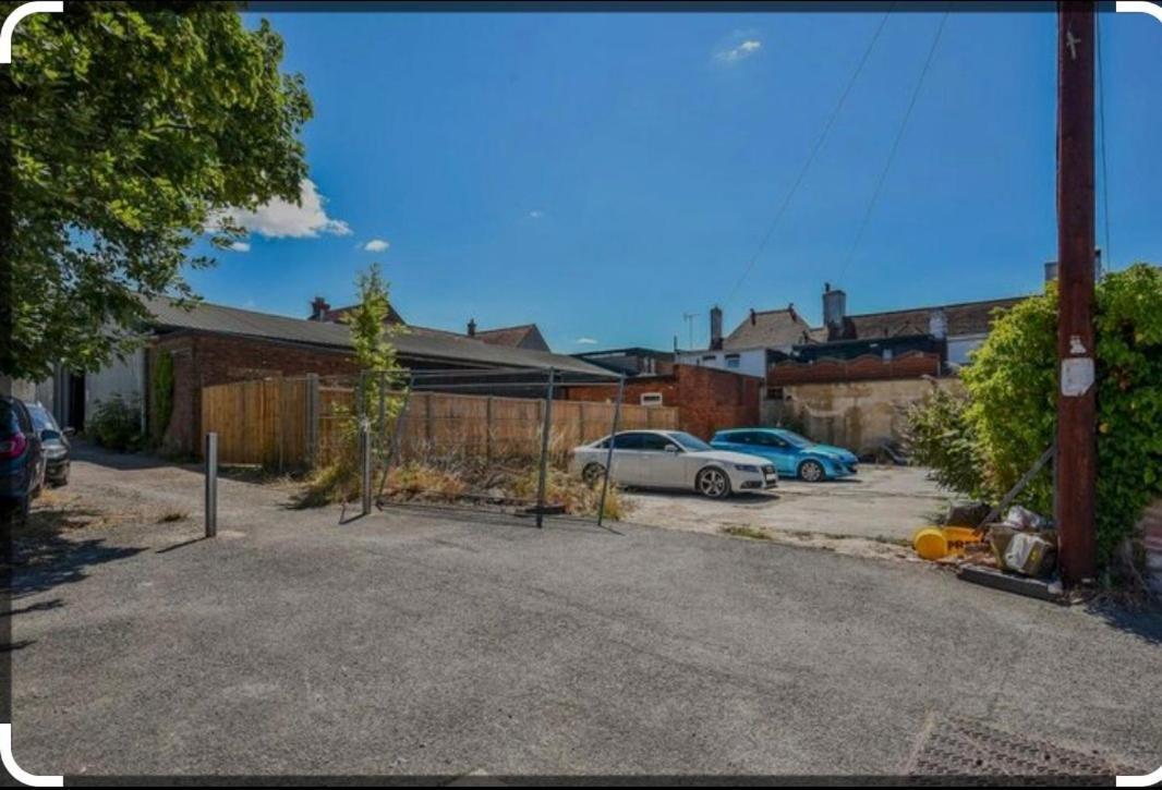 House 1905 - Self Catering Serviced Apartment Tidworth المظهر الخارجي الصورة